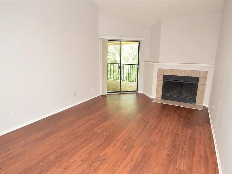 8630 Mallard Reserve Dr #205 — Photo 21