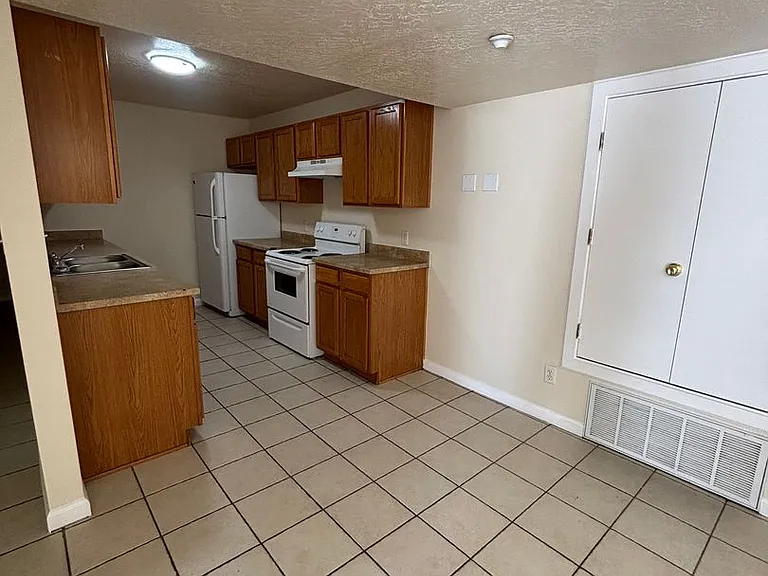 Large Bedrooms and Balconies! — Photo 8