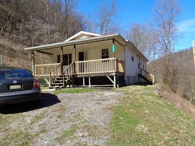 1st image of 798 Hawes Dr