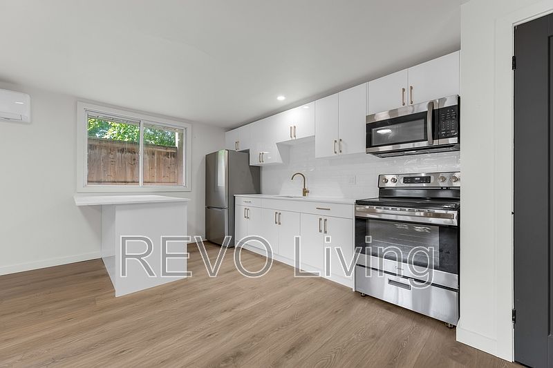 1st image of 3 Water St #St7