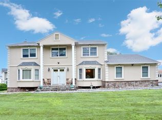 27 Ossman Drive, Pomona, NY 10970