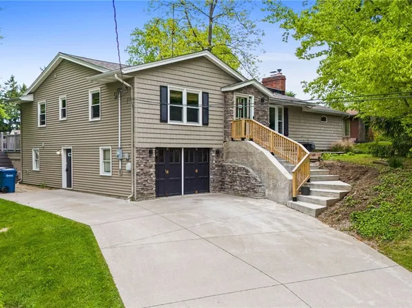 107 Hilltop Dr, Amherst, OH 44001