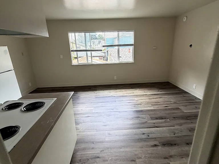 318 Chestnut St #5 — Photo 54