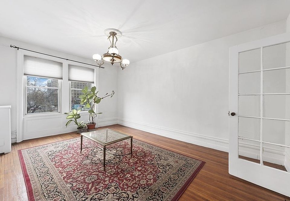 1st image of 565 W 169th St APT 2C