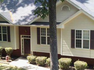 9230 Bayhill Dr, Gainesville, GA