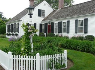 695 S Main St, Centerville, MA 02632