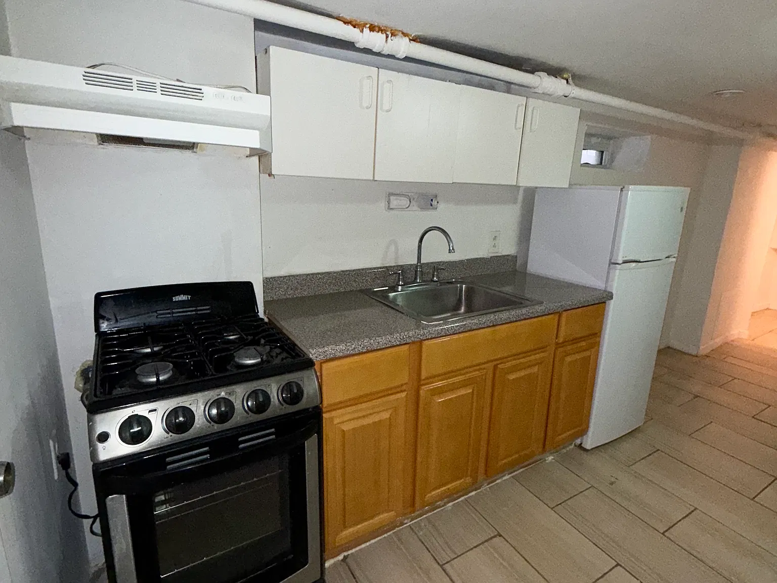 Studio, $1,350 — Photo 2
