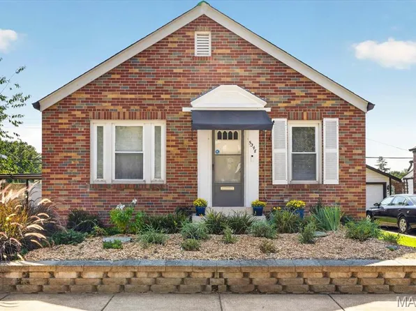 5348 Sunshine Dr, Saint Louis, MO 63109