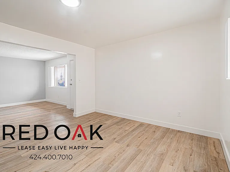 7314 Richfield St #7 — Photo 2