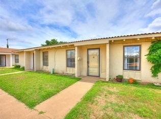 7123 NW 16th St, Bethany, OK 73008