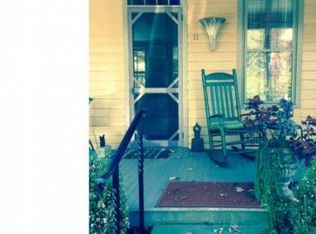 11 2nd St, Erwinna, PA 18920