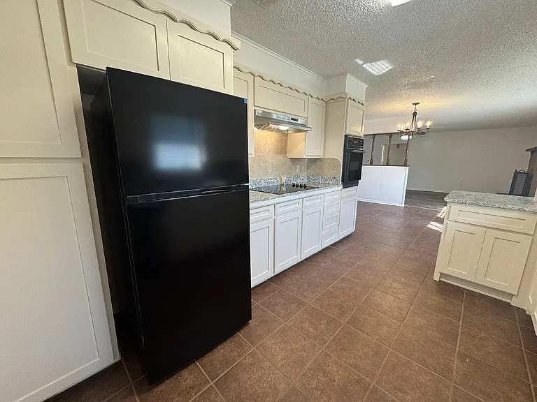 208 Prairie Wind Blvd — Photo 7