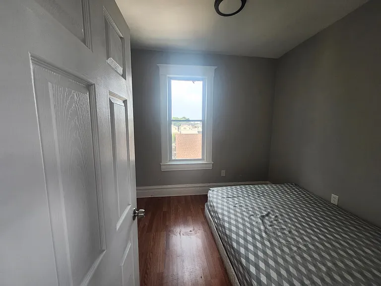 64 Hamilton Ave #6E — Photo 7