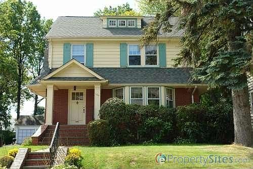 1st image of 104 Plymouth Ave
