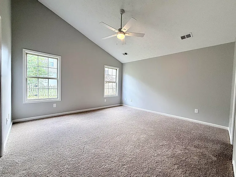 437 McConnells Trce — Photo 6