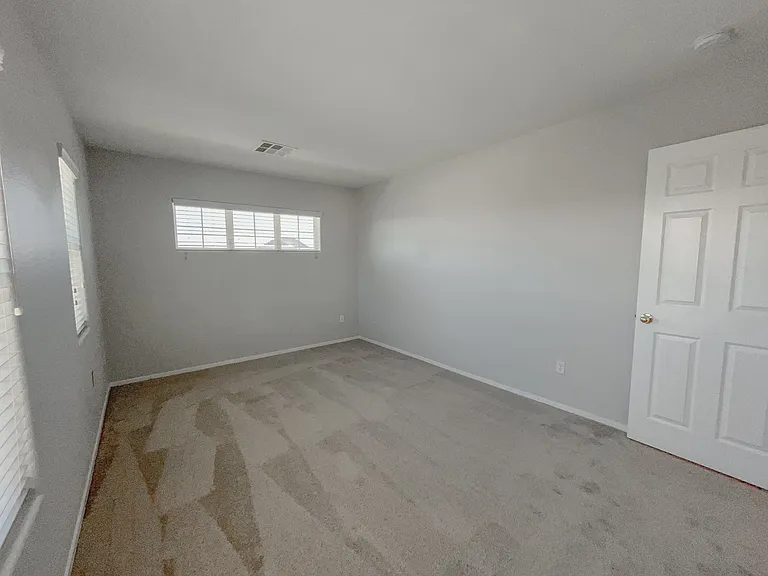 5646 Saint Elias St — Photo 51
