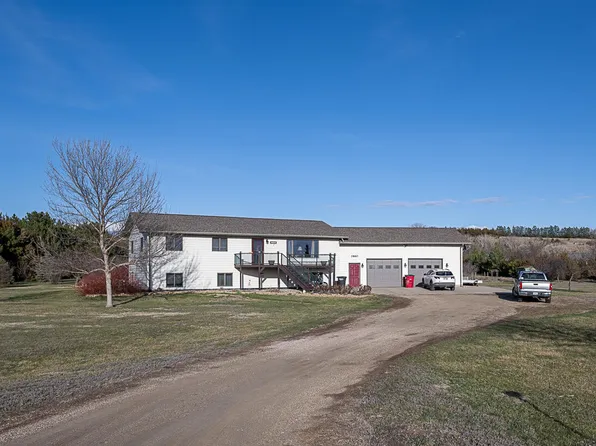 2860 Kingsway Rd, Pierre, SD 57501