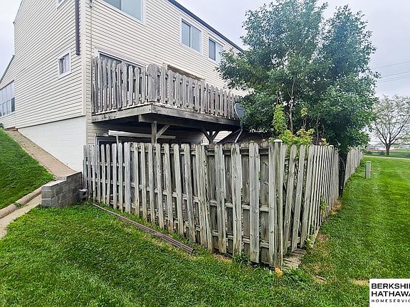 5th image of 13207 Glenn St