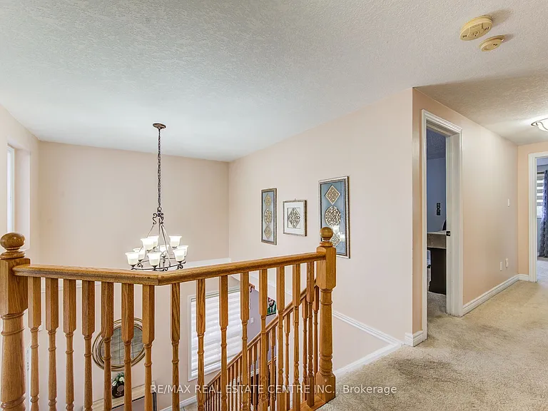 16 Paulstown Cres — Photo 25
