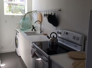 1160 NW 4th St APT 3, Miami, FL 33128