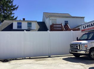 8 Pine Hill Rd, Hadley, MA 01035