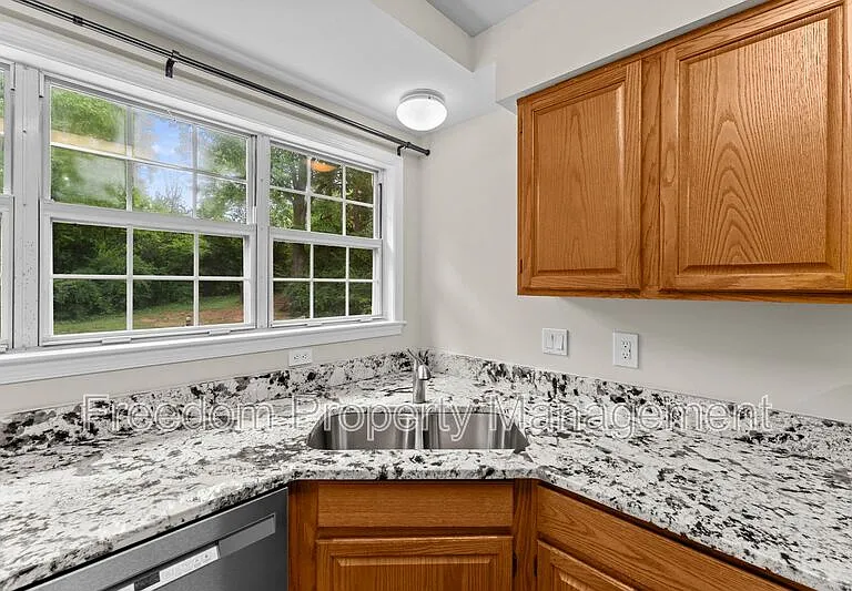 8644 Sanderling Dr — Photo 31