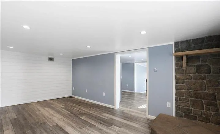 14301 Dutchtown Rd — Photo 1
