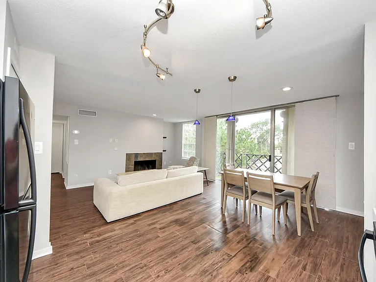 2333 Bering Dr #337 — Photo 7