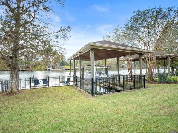 21179 Waterfront East Dr, Maurepas, LA 70449