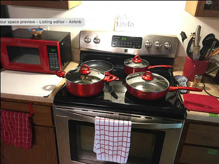 24 Astor Ct — Photo 8