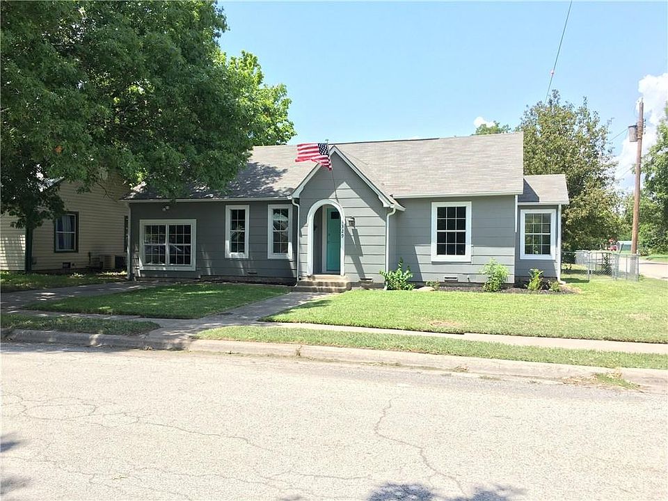 1st image of 1329 E Tennie St
