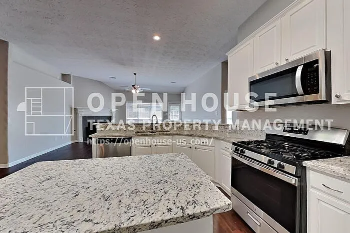18414 Polo Meadow Dr — Photo 6
