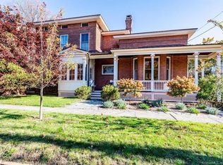 118 High St, Middletown, CT 06457