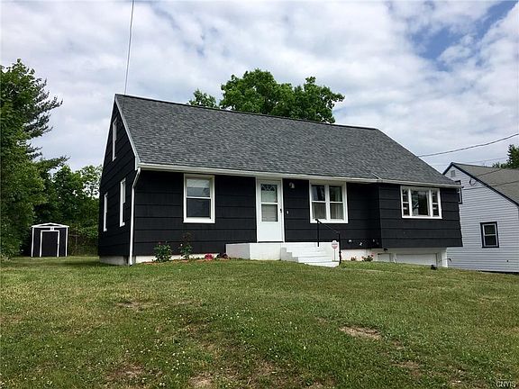 4th image of 110 Stanley Dr