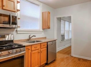 8516 S Bennett Ave #3, Chicago, IL 60617