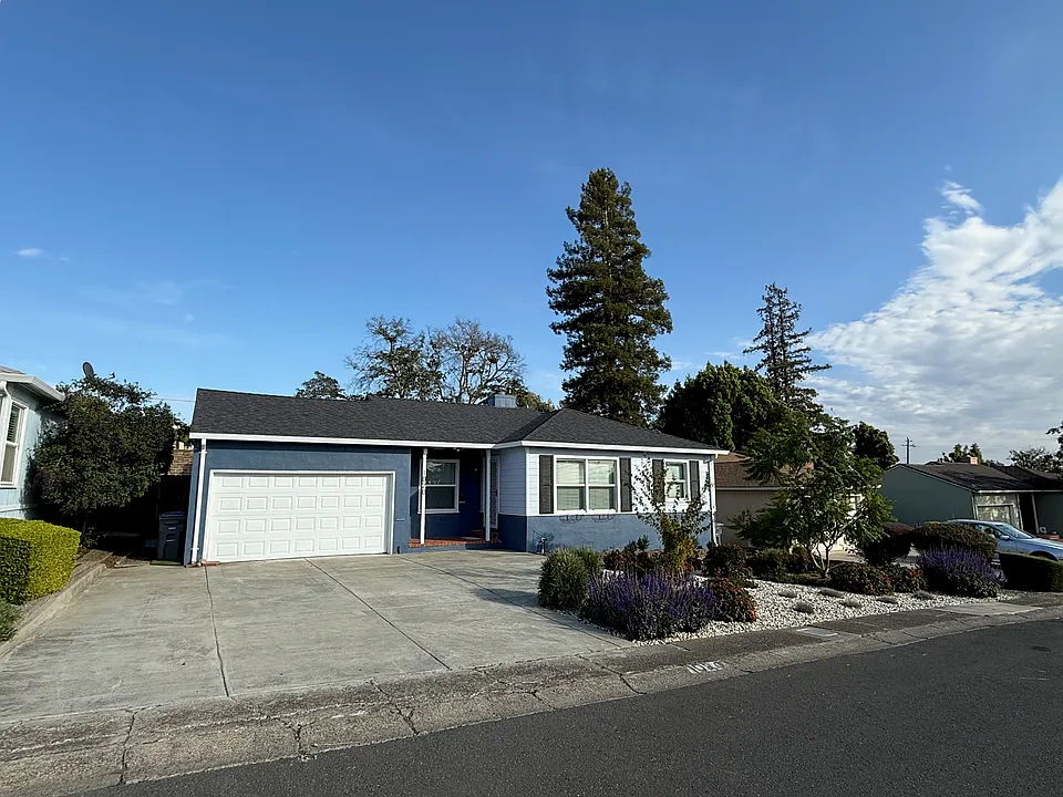 1020 Highland Ave