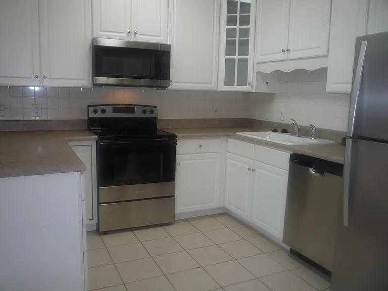 104 Channel Way — Photo 8