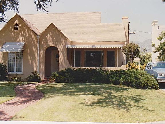 2nd image of 651 Burchett St