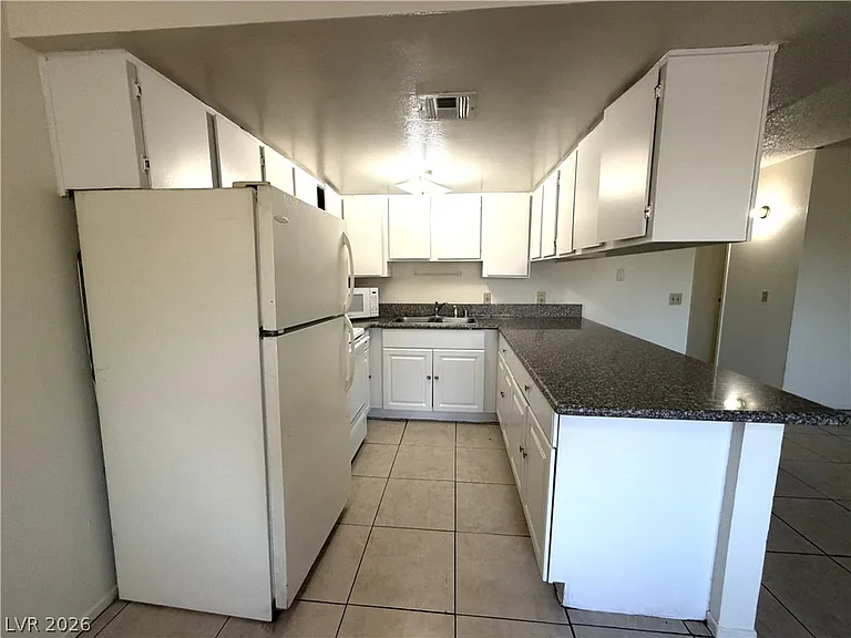 3440 Civic Center Dr #C — Photo 4