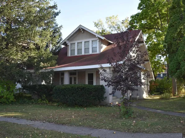 1102 Main St, Osage, IA 50461