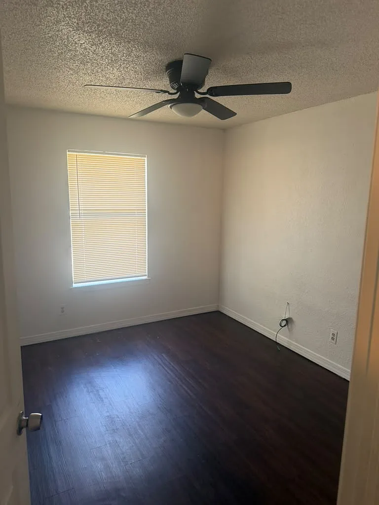 14409 Pine Street - 4 — Photo 3