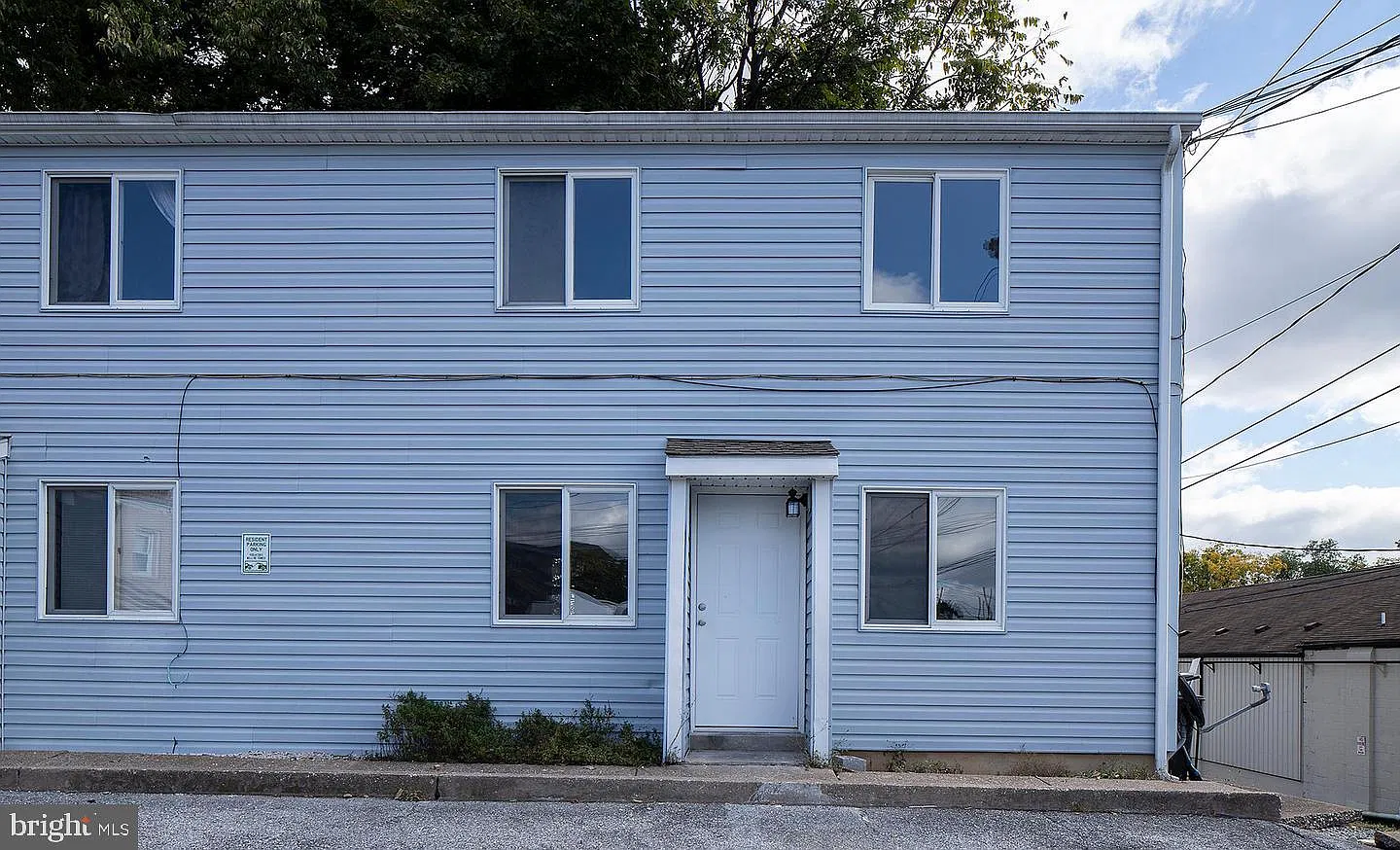2 bed, 1.0 bath, 1100 sqft, $1,395 — Photo 1