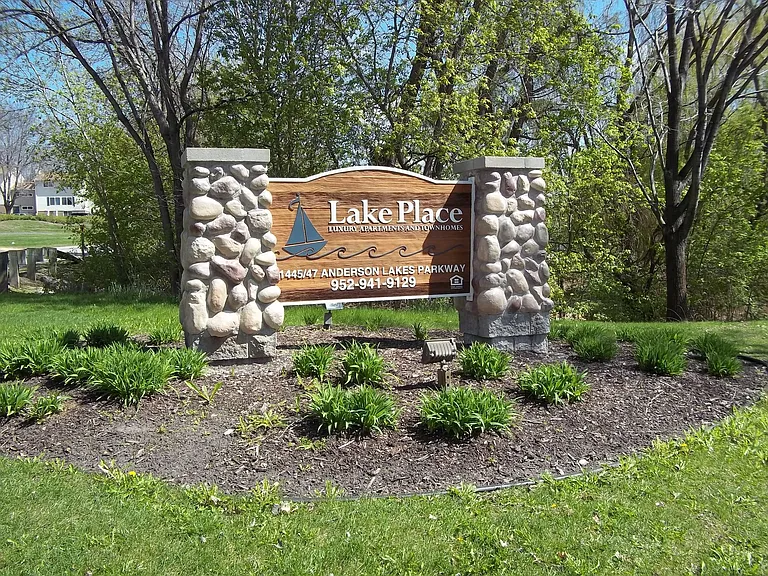 11445 Anderson Lakes Pkwy — Photo 2