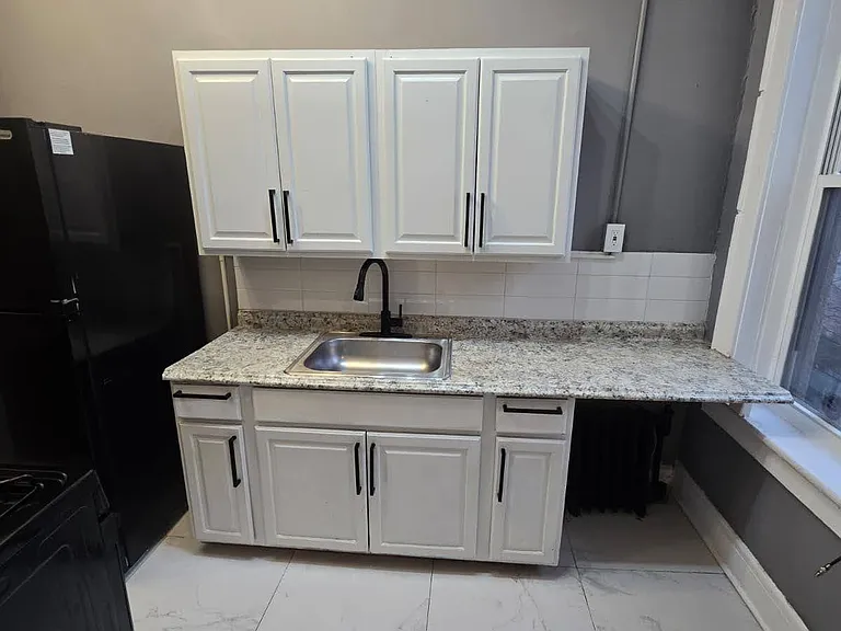 717 Arlington Ave #4AA — Photo 1