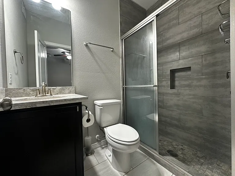 1621 Shearn St — Photo 11