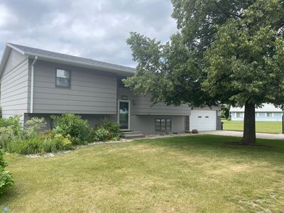 127 N 15th St, Oakes, ND, 58474