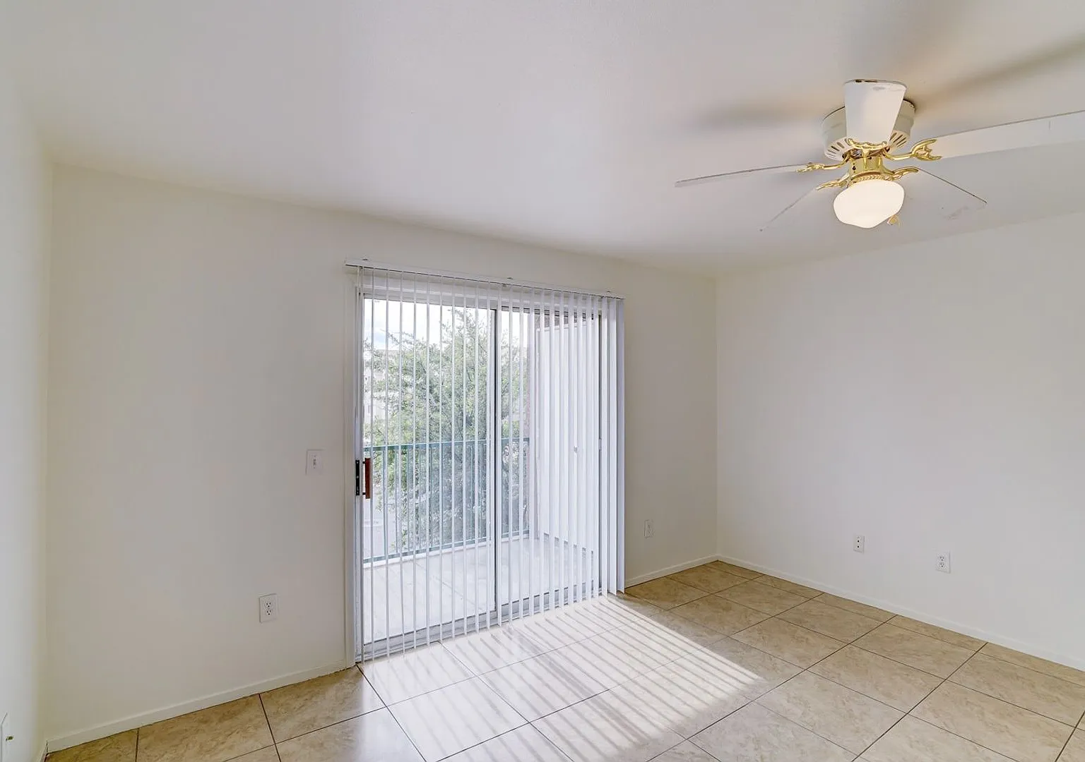 3961 Danny Melamed Avenue #202, Las Vegas, NV 89110 — Photo 3
