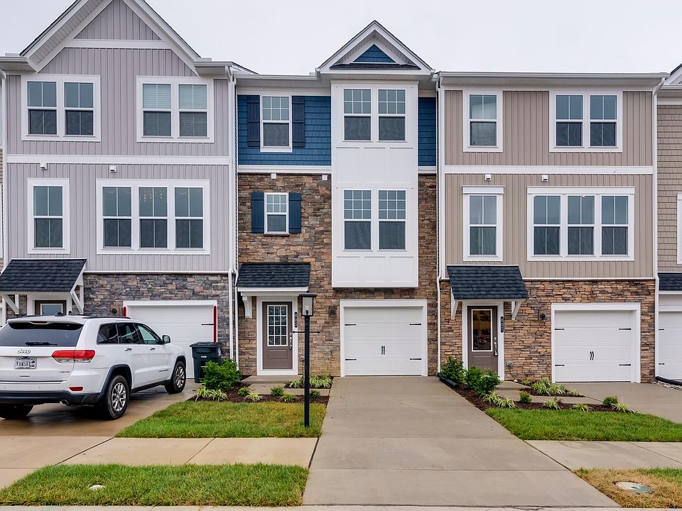 1st image of 605 Eking Green Dr