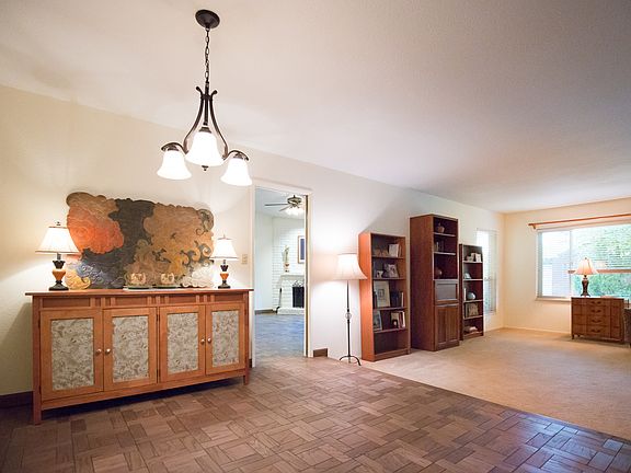 5th image of 5313 Angelina Ave