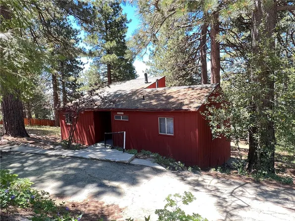 30921 Glen Oak Dr, Running Springs, CA 92382